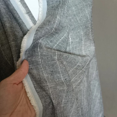 Лен с вискозой , твил серый костюмный